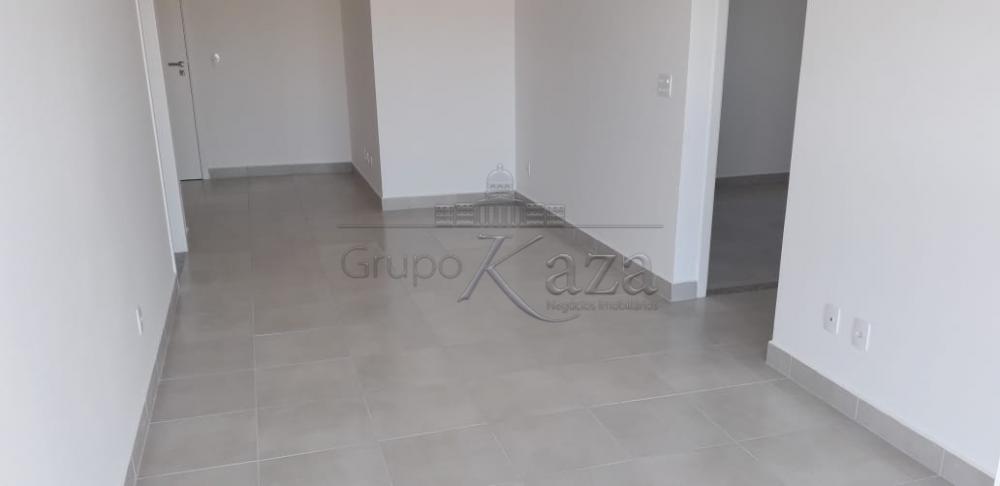 Foto 3 de Apartamento Padrão em Chácaras São José, São José dos Campos - imagem 3