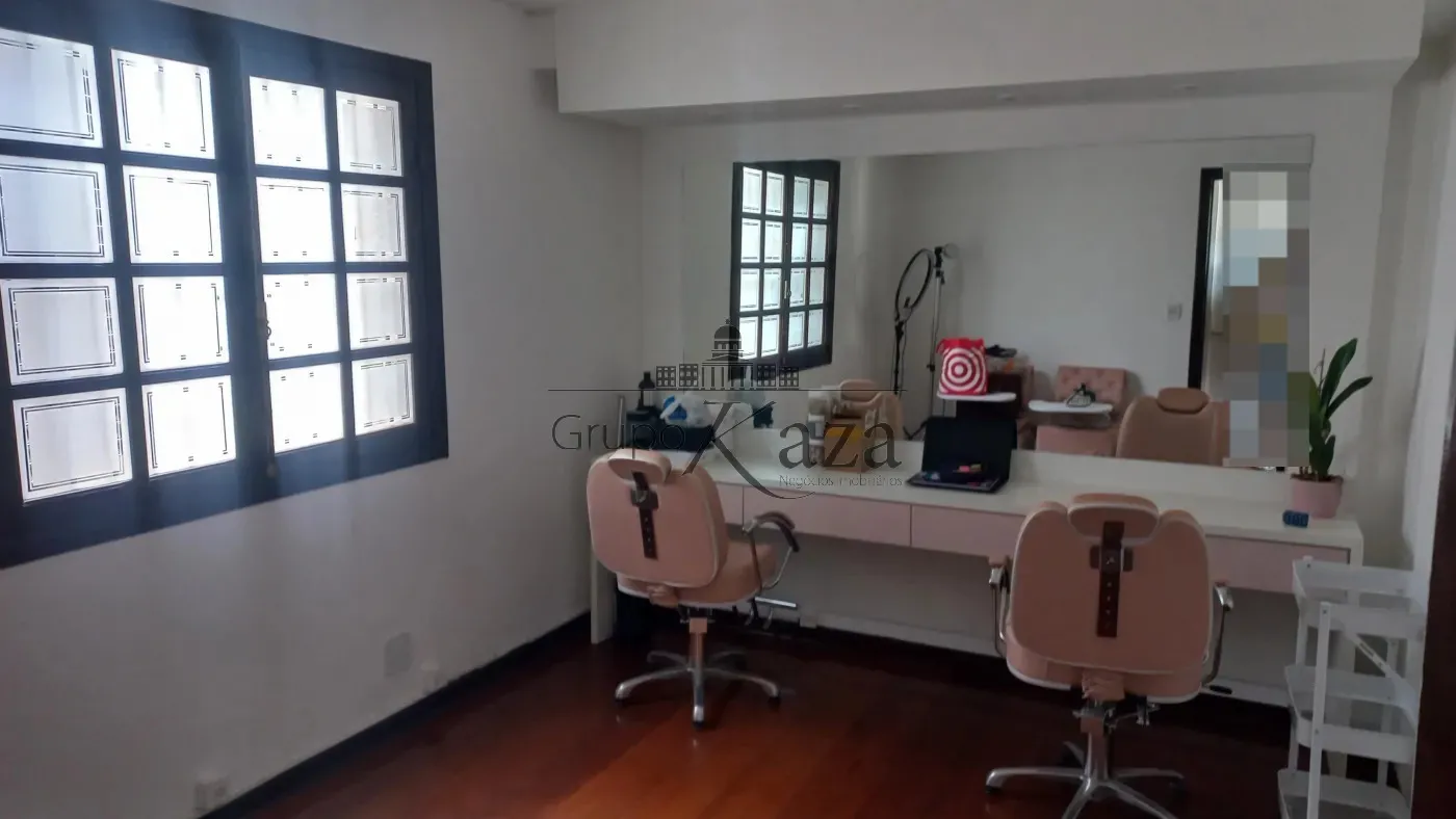 Foto 1 de Comercial Casa em Jardim Alvorada, São José dos Campos - imagem 1