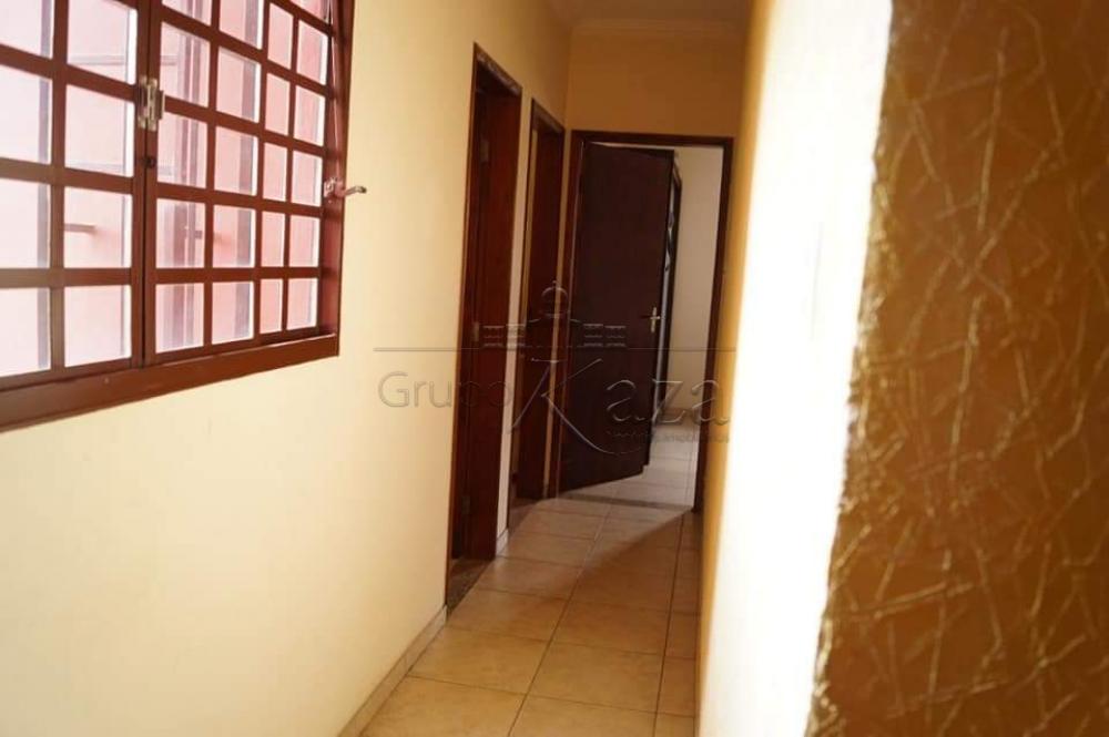 Foto 8 de Casa Sobrado em Vila Menino Jesus, Caçapava - imagem 8