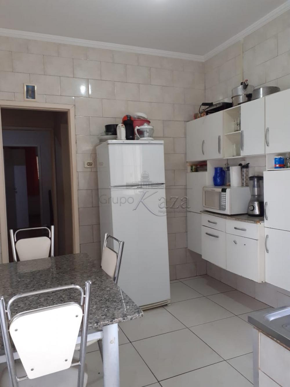 Foto 2 de Casa Padrão em Campo dos Alemães, São José dos Campos - imagem 2