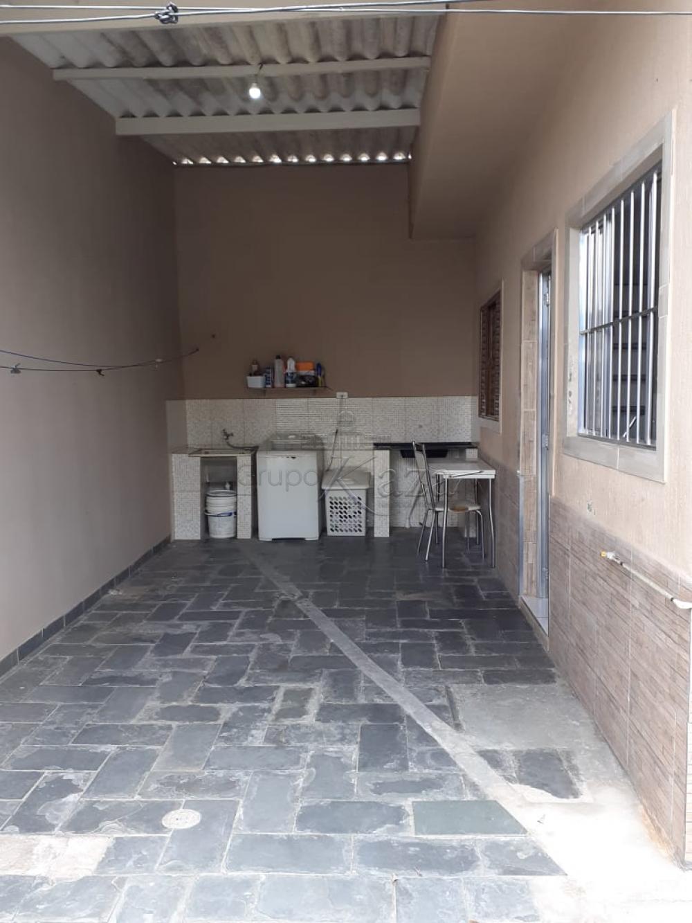 Foto 12 de Casa Padrão em Campo dos Alemães, São José dos Campos - imagem 12