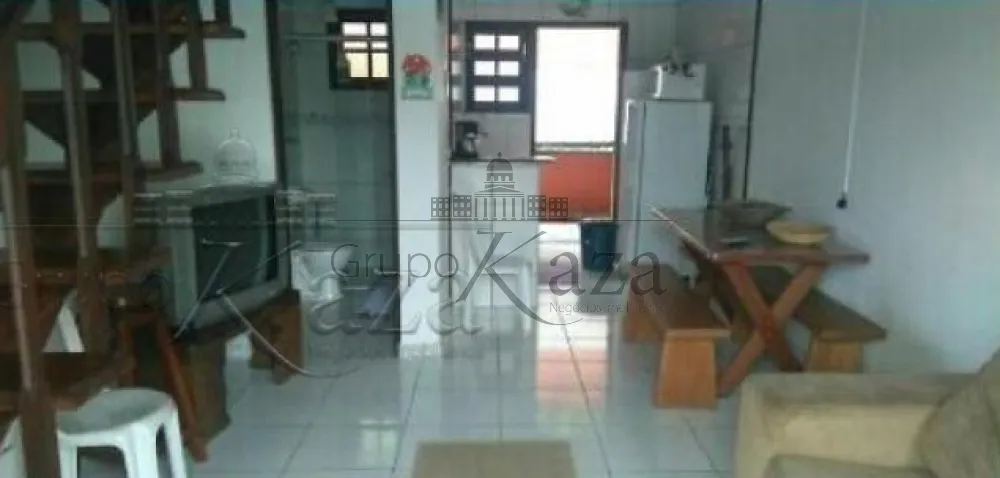 Foto 1 de Casa Padrão em Jardim Mariella, Caraguatatuba - imagem 1