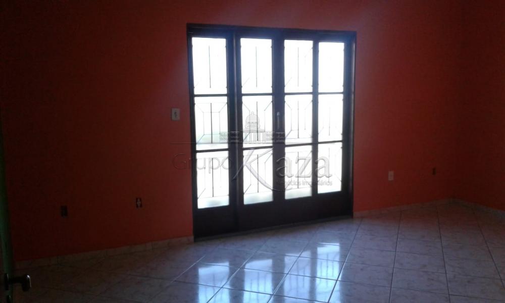 Foto 2 de Casa Sobrado em Residencial Santa Paula, Jacareí - imagem 2 Foto 2 de Casa Sobrado em Residencial Santa Paula, Jacareí - imagem 2