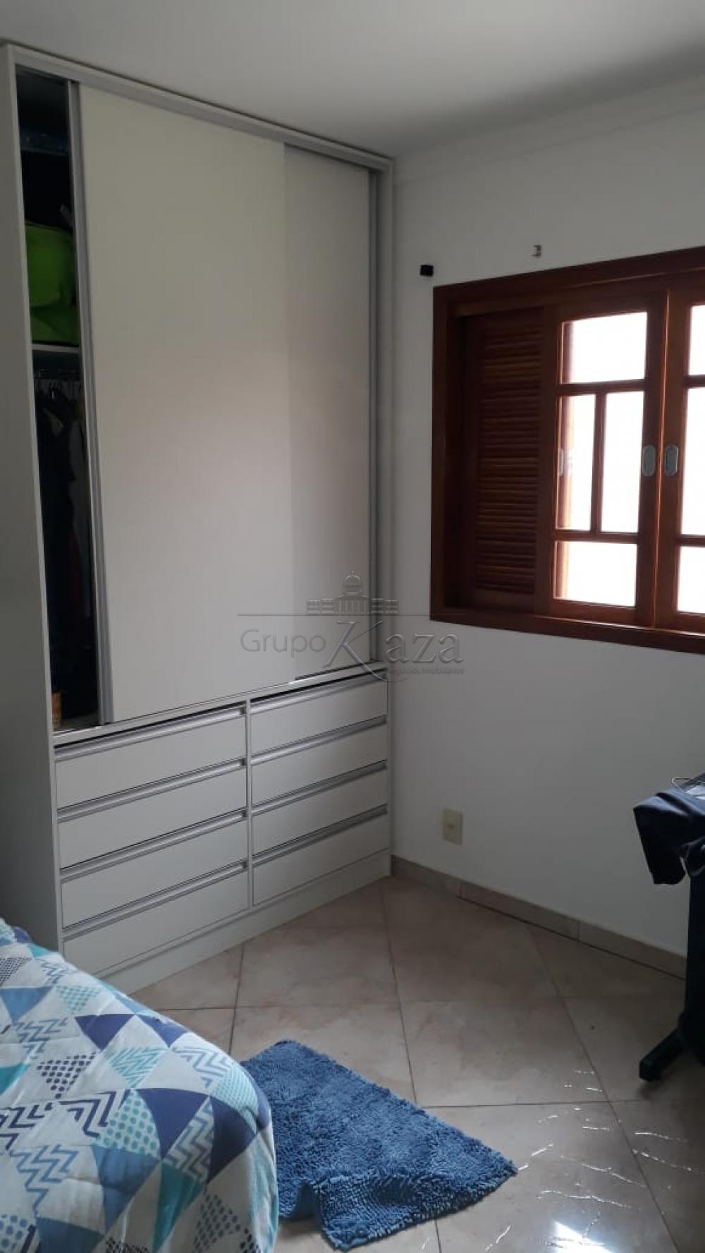 Foto 19 de Casa Padrão em Vila Tesouro, São José dos Campos - imagem 19