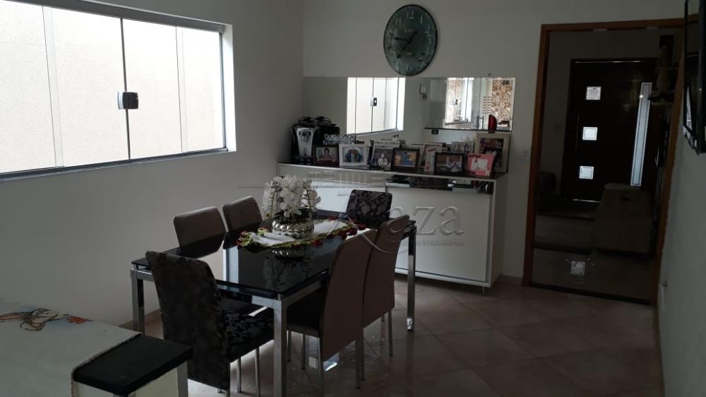 Foto 5 de Casa Padrão em Vila Tesouro, São José dos Campos - imagem 5