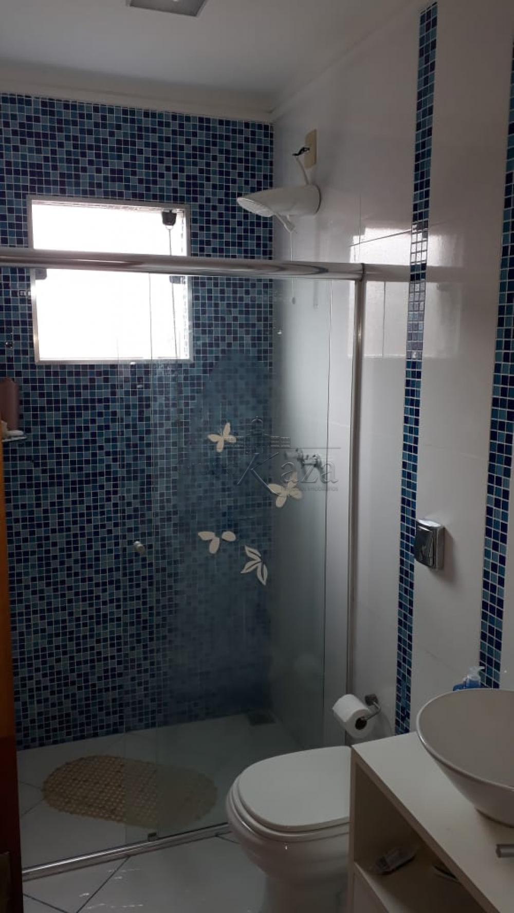 Foto 16 de Casa Padrão em Vila Tesouro, São José dos Campos - imagem 16
