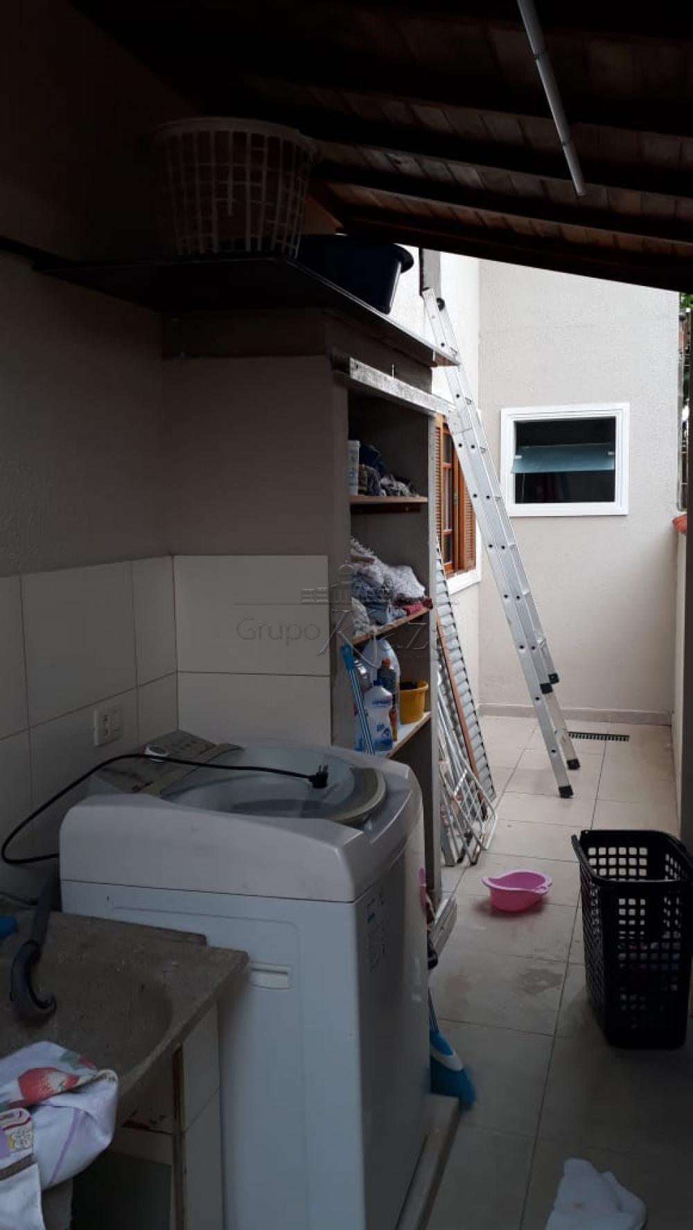 Foto 24 de Casa Padrão em Vila Tesouro, São José dos Campos - imagem 24