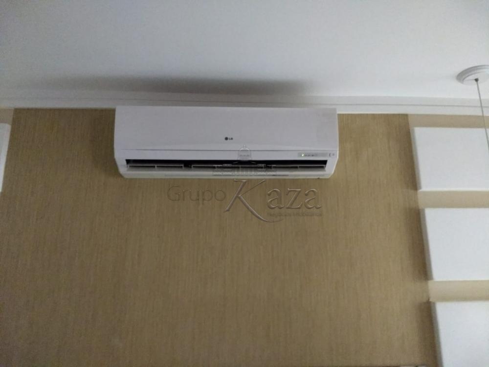 Foto 2 de Casa Padrão em Vila Tesouro, São José dos Campos - imagem 2