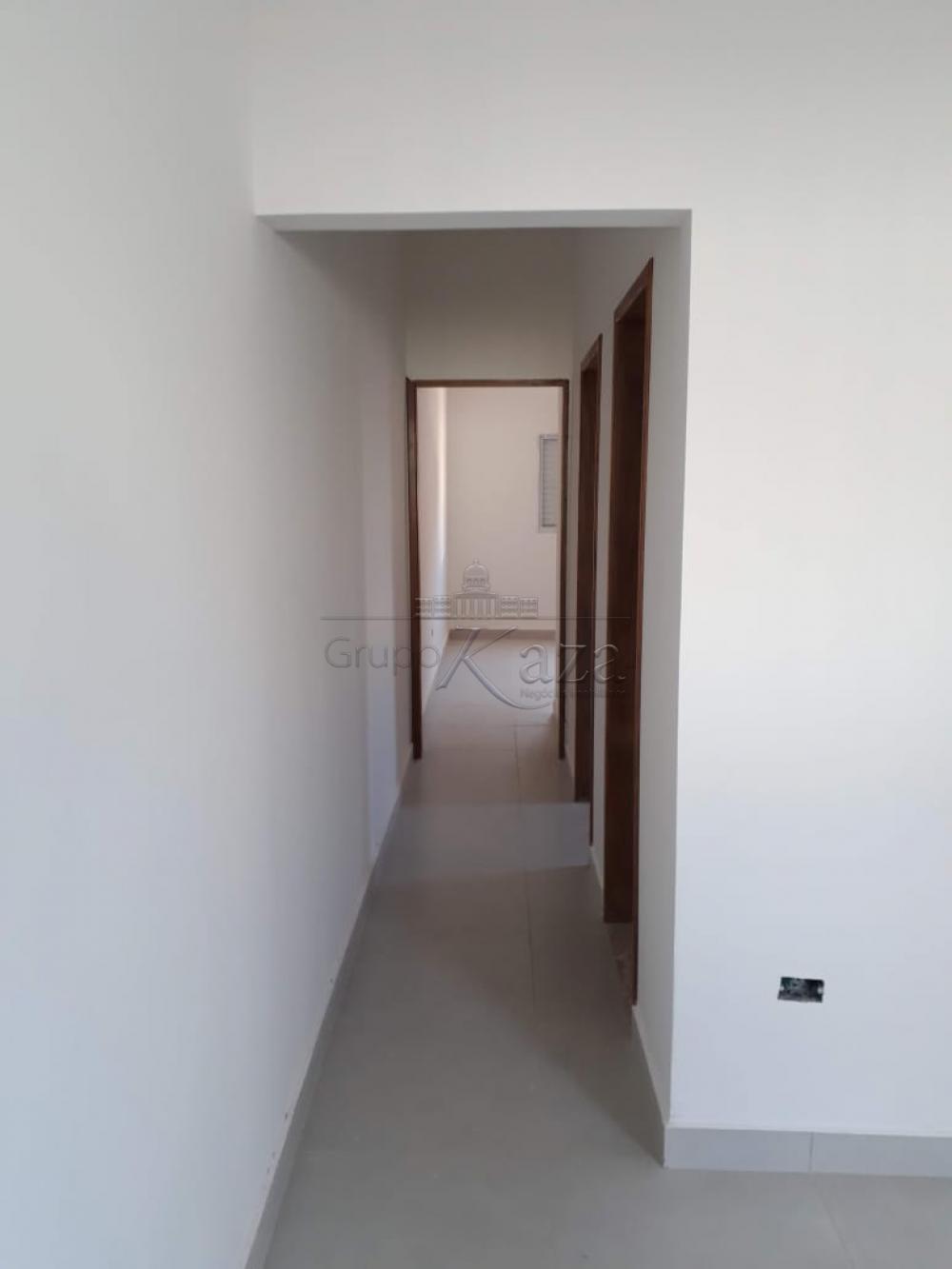 Foto 12 de Casa Padrão em Vila Tesouro, São José dos Campos - imagem 12