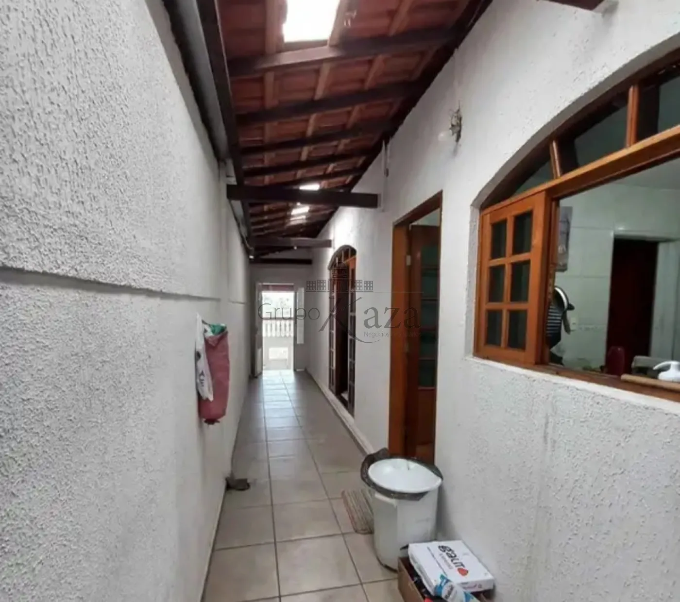 Foto 13 de Casa Padrão em Jardim Motorama, São José dos Campos - imagem 13