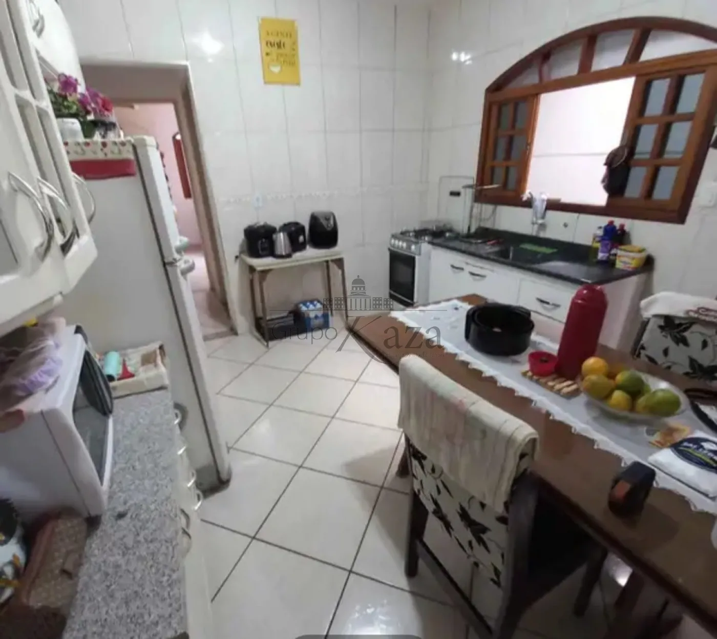 Foto 3 de Casa Padrão em Jardim Motorama, São José dos Campos - imagem 3