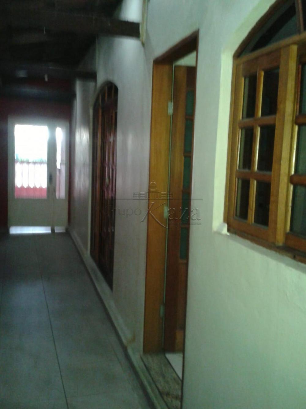 Foto 12 de Casa Padrão em Jardim Motorama, São José dos Campos - imagem 12