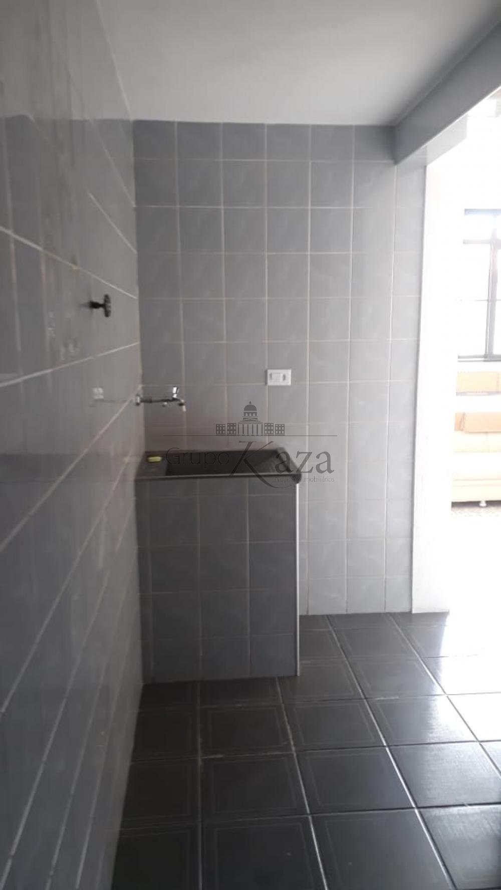 Foto 8 de Casa Padrão em Jardim Alvorada, São José dos Campos - imagem 8