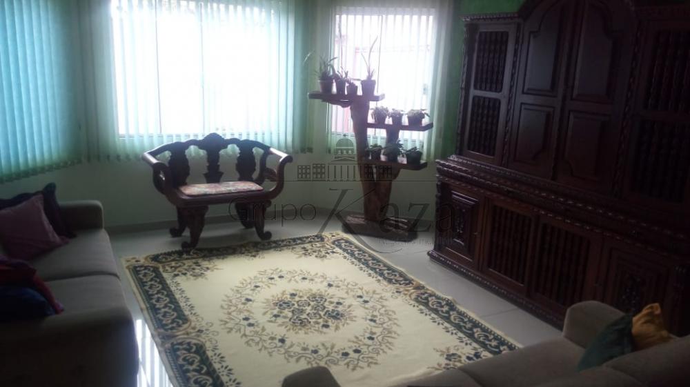 Foto 2 de Casa Padrão em Terras de Santa Helena, Jacareí - imagem 2