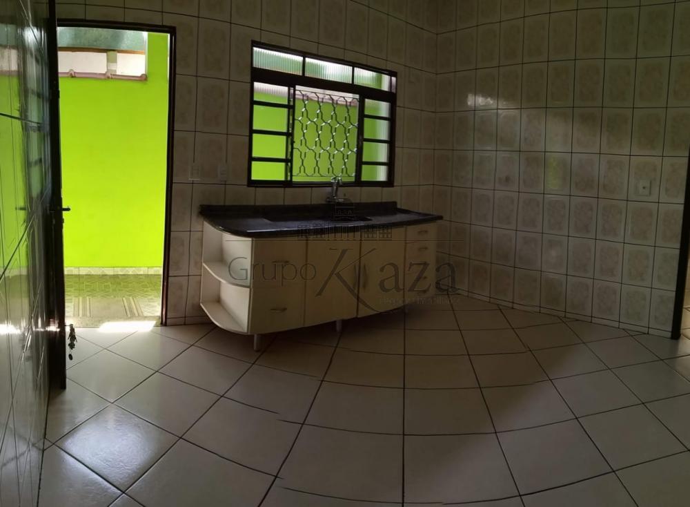 Foto 2 de Casa Sobrado em Conjunto Residencial Galo Branco, São José dos Campos - imagem 2