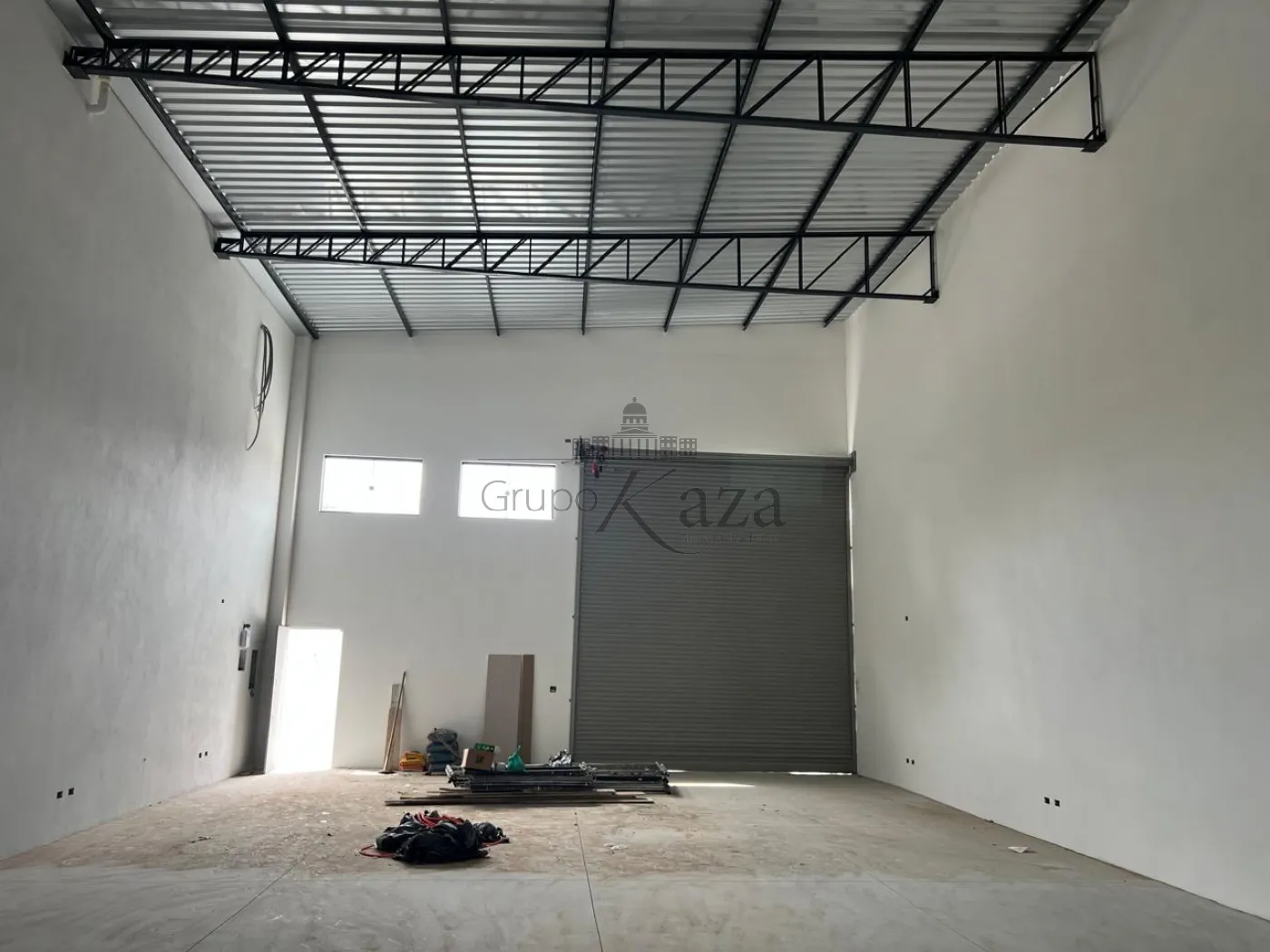 Foto 2 de Comercial Galpão em Chácaras Reunidas, São José dos Campos - imagem 2 Foto 2 de Comercial Galpão em Chácaras Reunidas, São José dos Campos - imagem 2