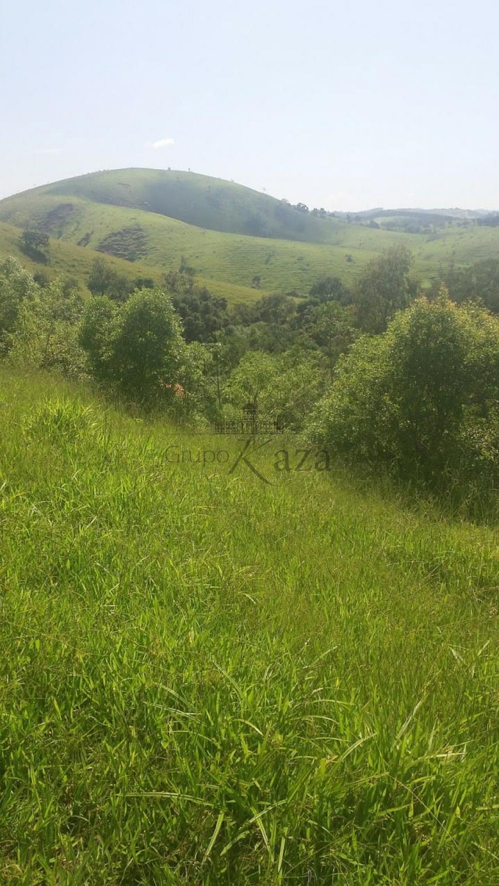 Foto 1 de Terreno Padrão em Jardim Colonia, Jacareí - imagem 1
