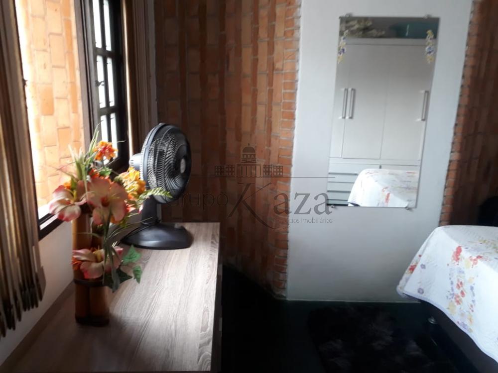 Foto 8 de Casa Sobrado em Jardim Ismênia, São José dos Campos - imagem 8