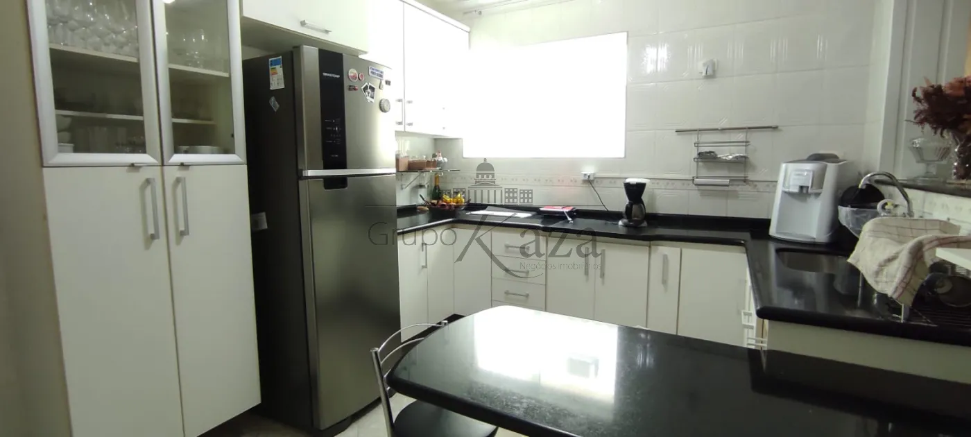 Foto 7 de Casa Padrão em Jardim Esplanada II, São José dos Campos - imagem 7