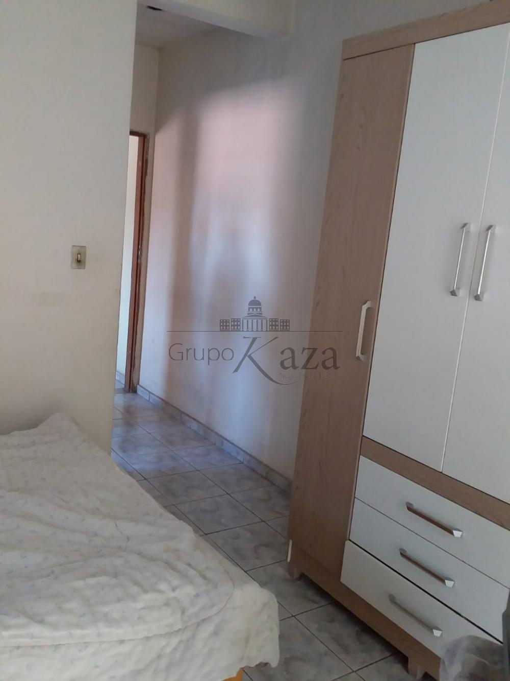 Foto 6 de Casa Padrão em Conjunto Residencial Trinta e Um de Março, São José dos Campos - imagem 6