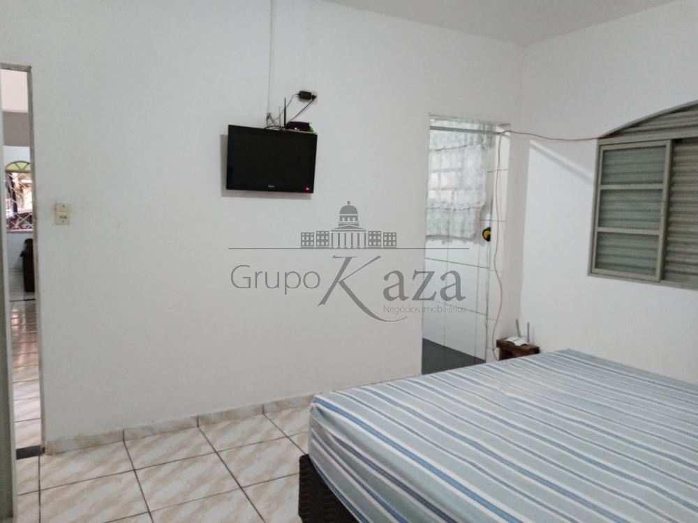 Foto 13 de Casa Padrão em Conjunto Residencial Trinta e Um de Março, São José dos Campos - imagem 13