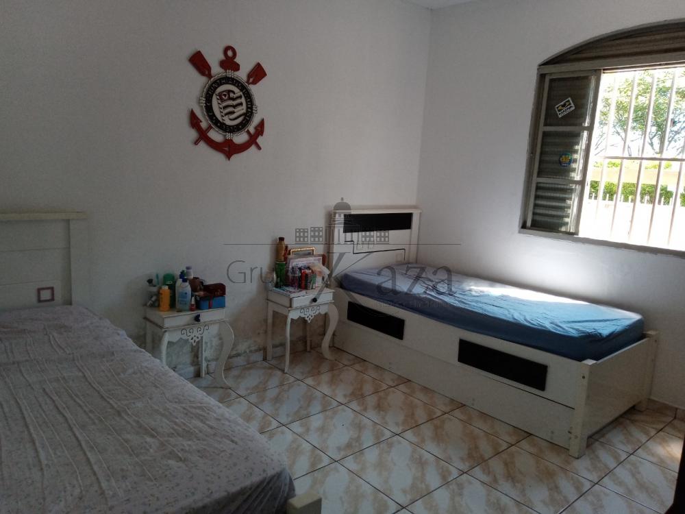 Foto 8 de Casa Padrão em Conjunto Residencial Trinta e Um de Março, São José dos Campos - imagem 8