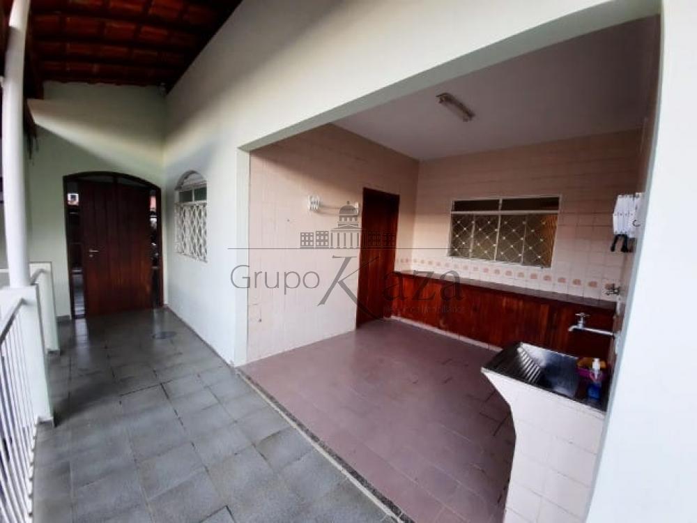 Foto 11 de Casa Padrão em Vila Indústrial, São José dos Campos - imagem 11