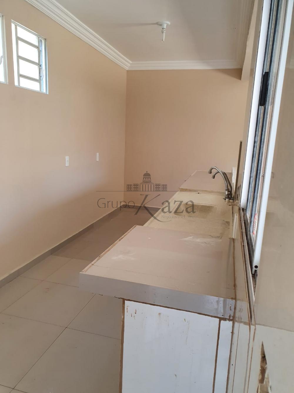 Foto 6 de Casa Padrão em Jardim Alvorada, São José dos Campos - imagem 6