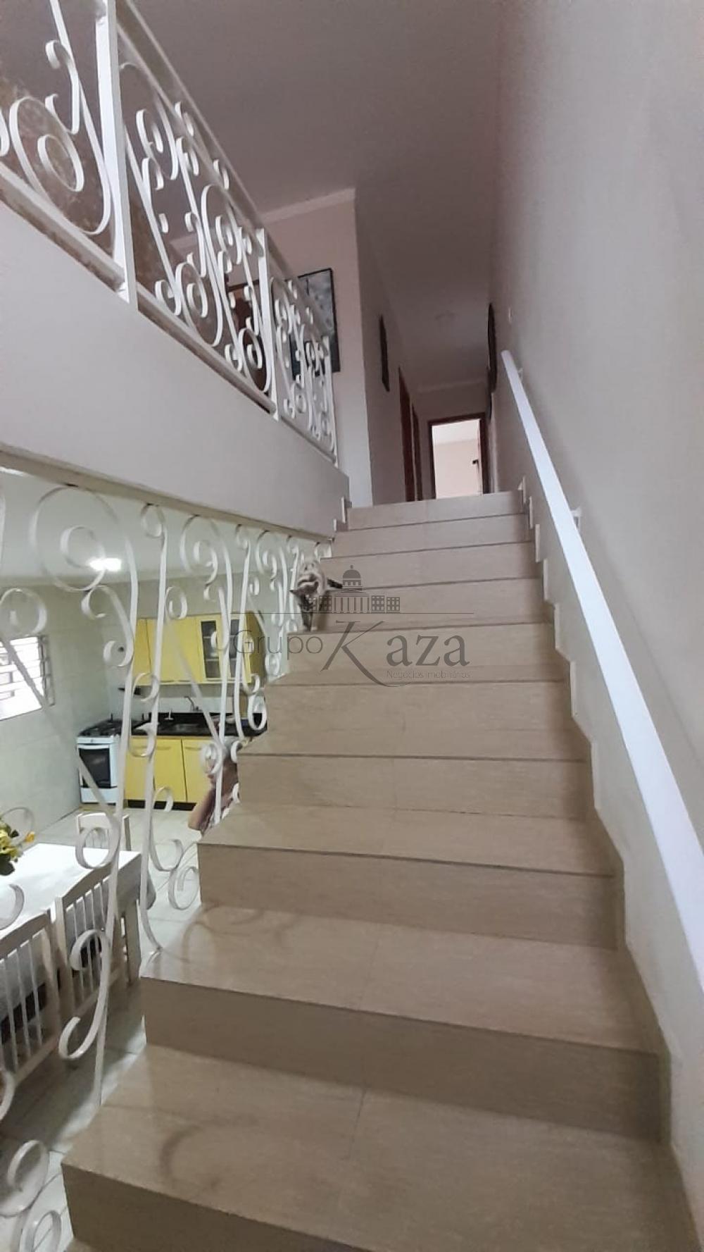 Foto 12 de Casa Sobrado em Jardim Santa Júlia, São José dos Campos - imagem 12