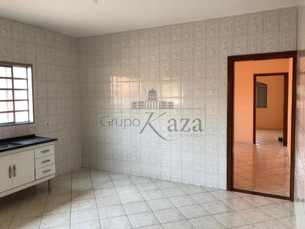 Foto 6 de Casa Padrão em Jardim Portugal, São José dos Campos - imagem 6