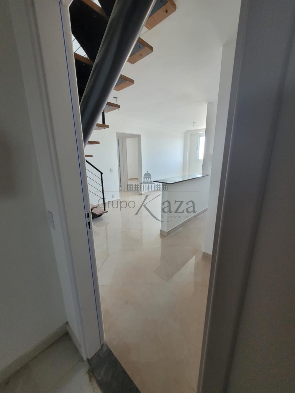 Foto 8 de Apartamento Duplex em Jardim das Industrias, Jacareí - imagem 8