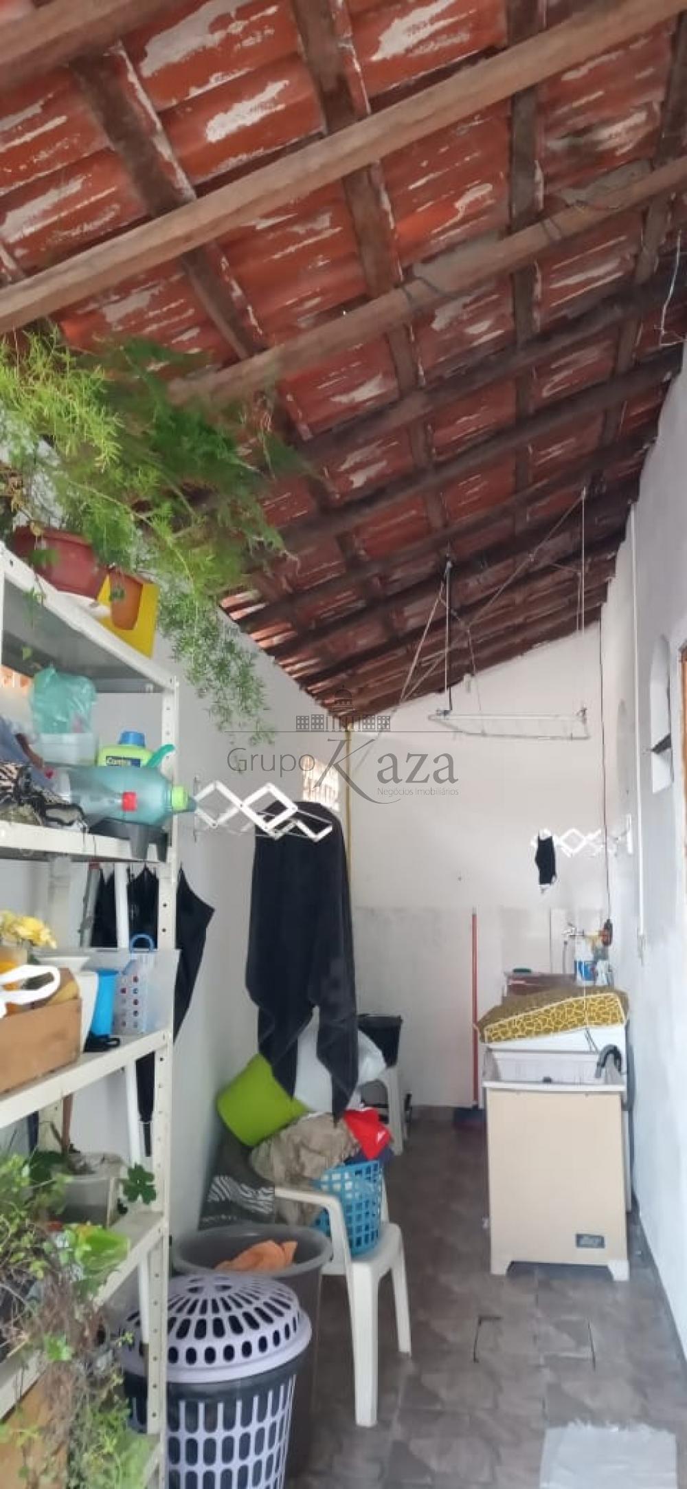 Foto 13 de Casa Padrão em Jardim Altos de Santana, São José dos Campos - imagem 13