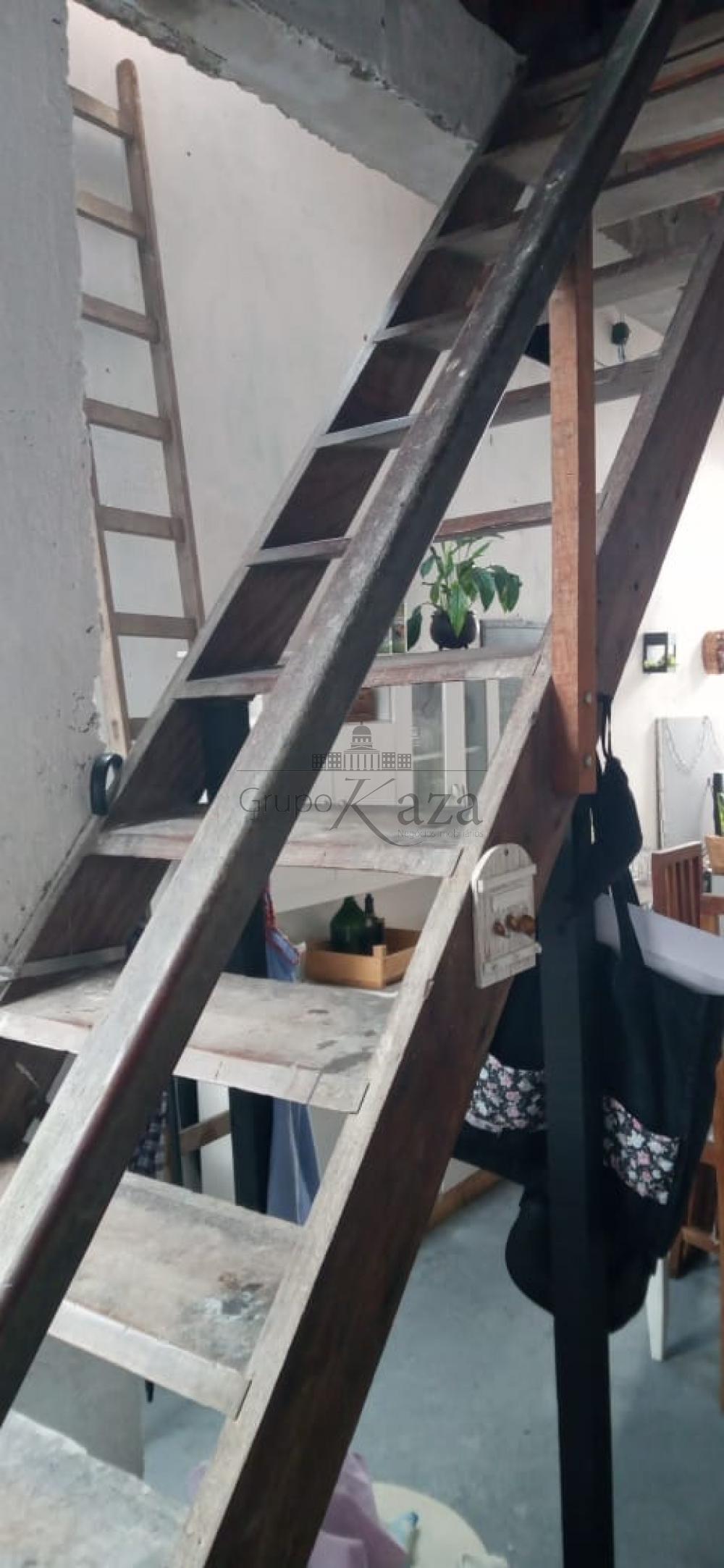 Foto 14 de Casa Padrão em Jardim Altos de Santana, São José dos Campos - imagem 14
