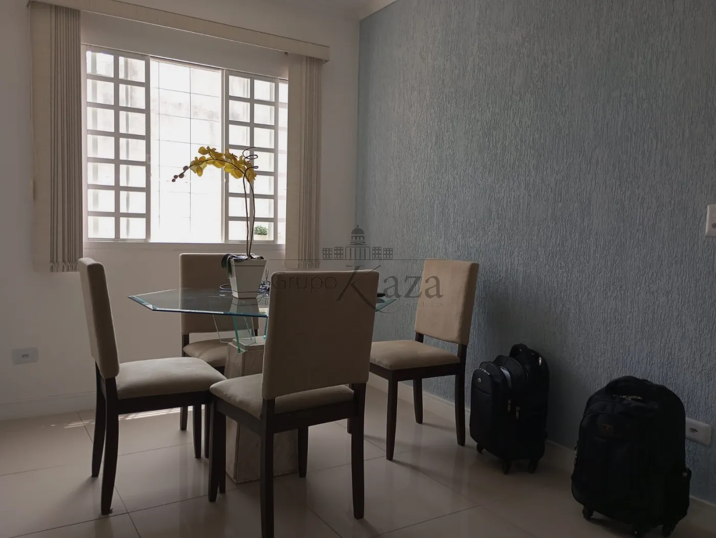 Foto 2 de Casa Sobrado em Residencial Santa Paula, Jacareí - imagem 2