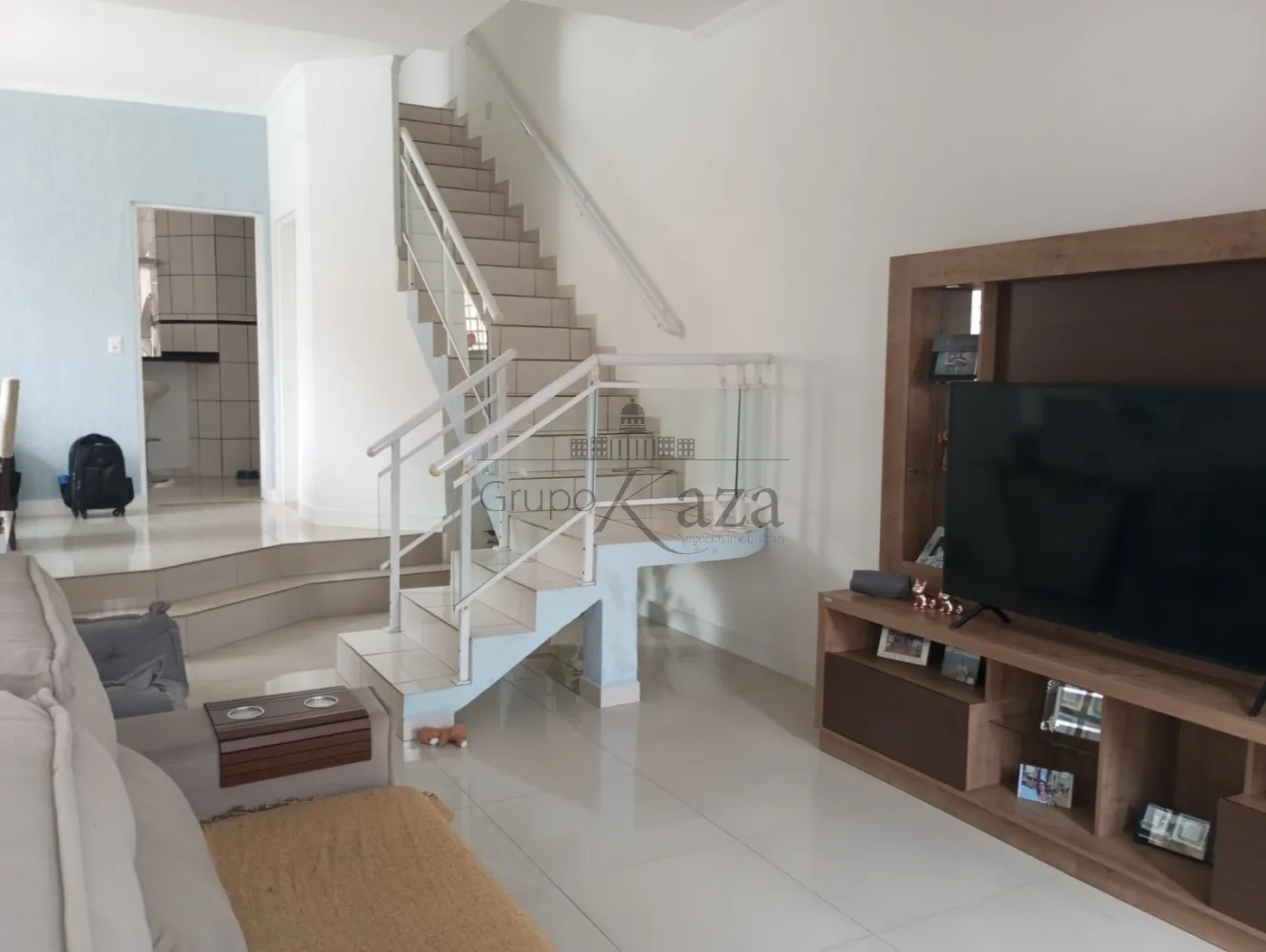 Foto 3 de Casa Sobrado em Residencial Santa Paula, Jacareí - imagem 3
