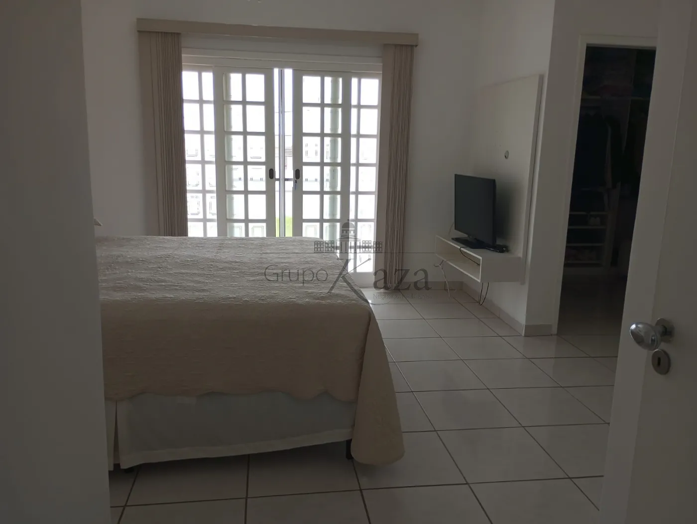 Foto 14 de Casa Sobrado em Residencial Santa Paula, Jacareí - imagem 14
