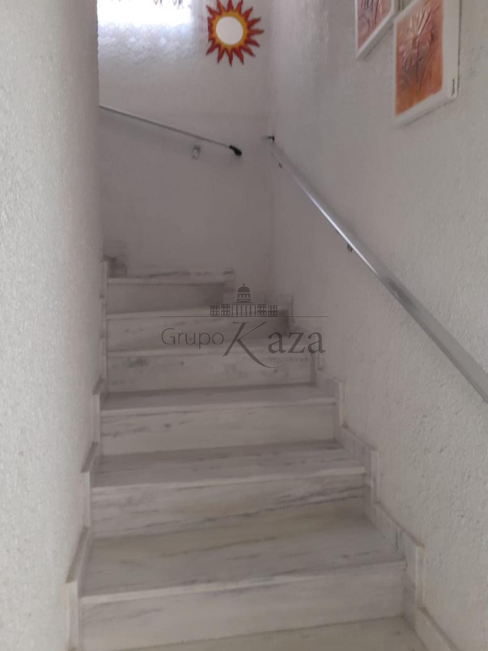 Foto 9 de Casa Padrão em Jardim Bela Vista, São José dos Campos - imagem 9