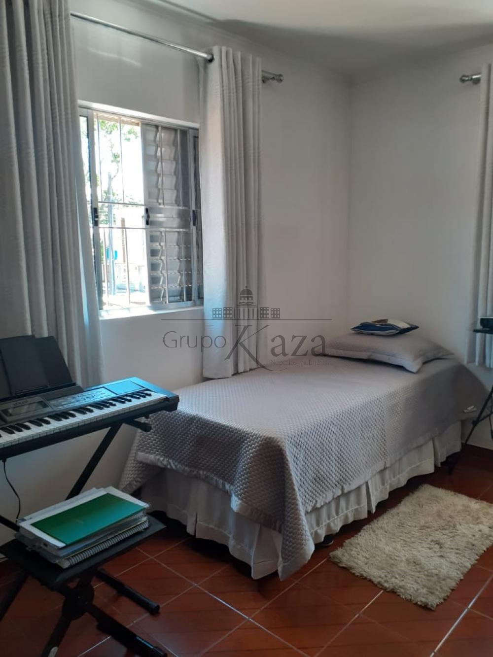 Foto 15 de Casa Padrão em Jardim Bela Vista, São José dos Campos - imagem 15