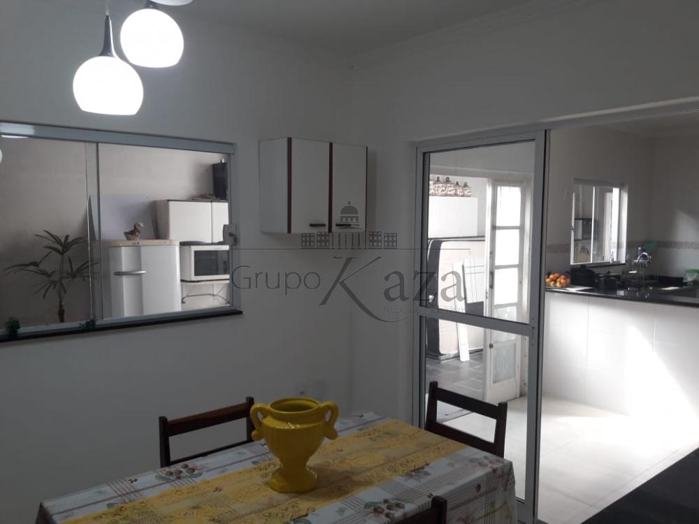 Foto 4 de Casa Padrão em Jardim Altos de Santana, São José dos Campos - imagem 4