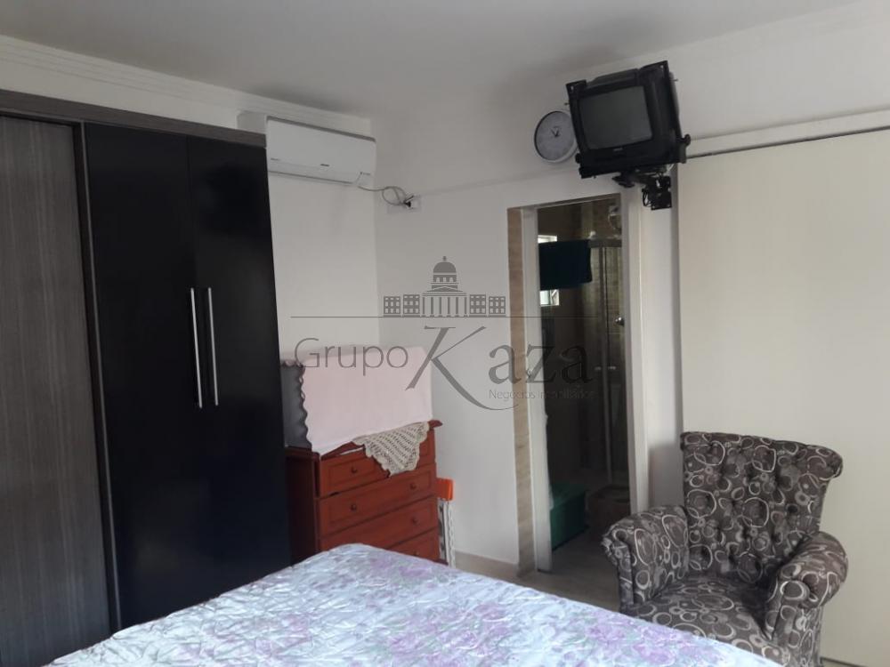 Foto 10 de Casa Padrão em Jardim Altos de Santana, São José dos Campos - imagem 10