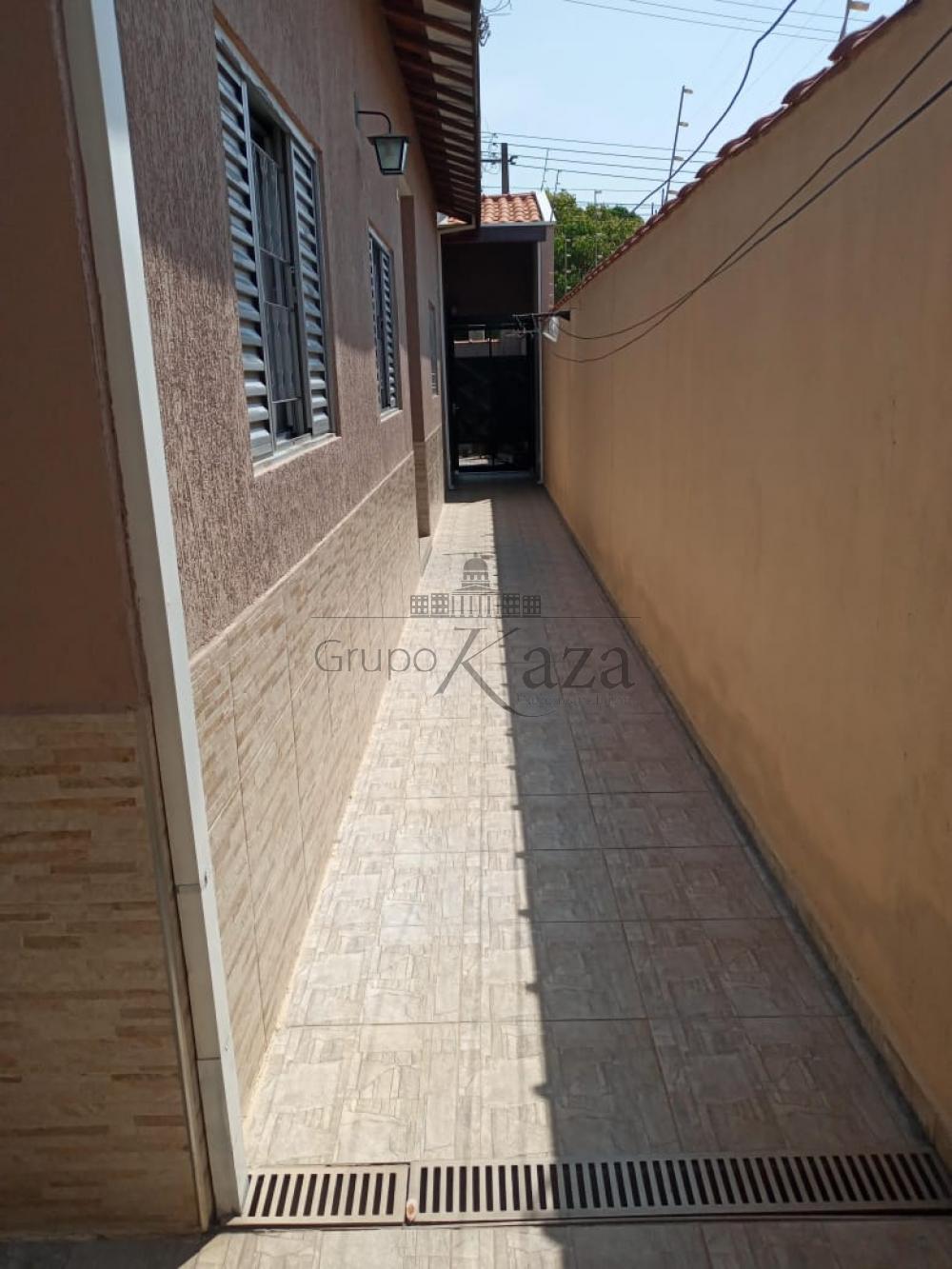 Foto 8 de Casa Padrão em Parque Residencial Santo André, Caçapava - imagem 8