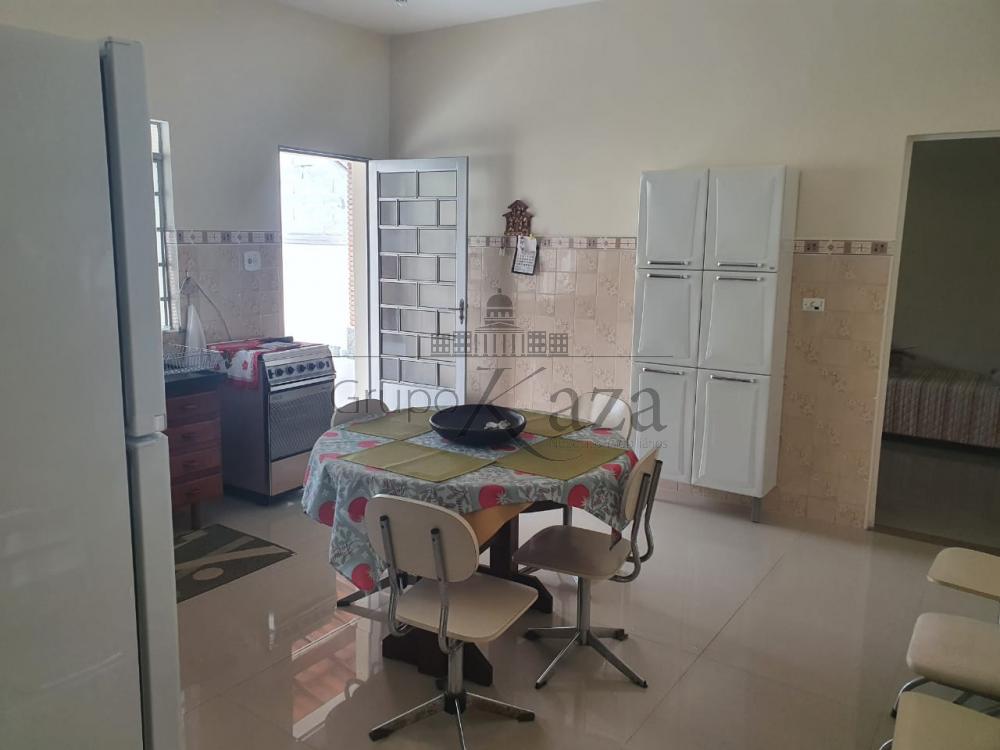 Foto 8 de Casa Padrão em CENTRO, Caraguatatuba - imagem 8