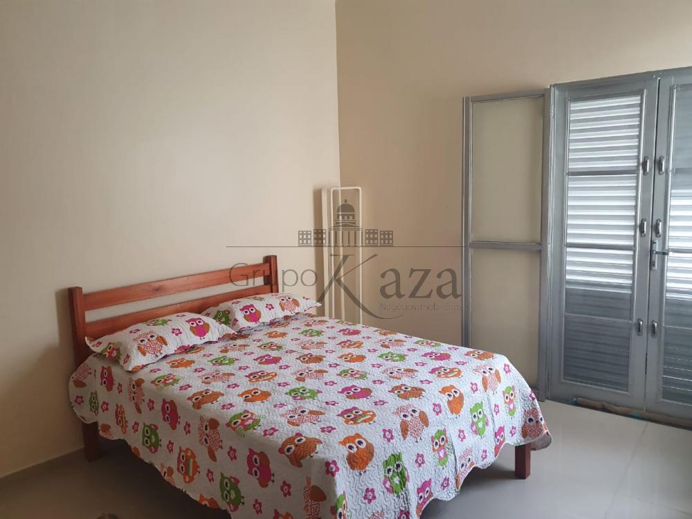 Foto 16 de Casa Padrão em CENTRO, Caraguatatuba - imagem 16