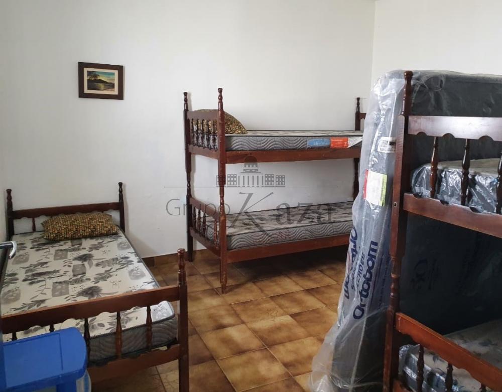 Foto 12 de Casa Padrão em CENTRO, Caraguatatuba - imagem 12