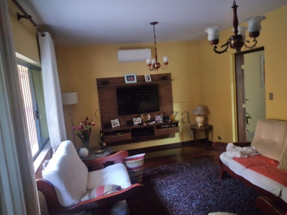 Foto 1 de Casa Padrão em Vila Indústrial, São José dos Campos - imagem 1