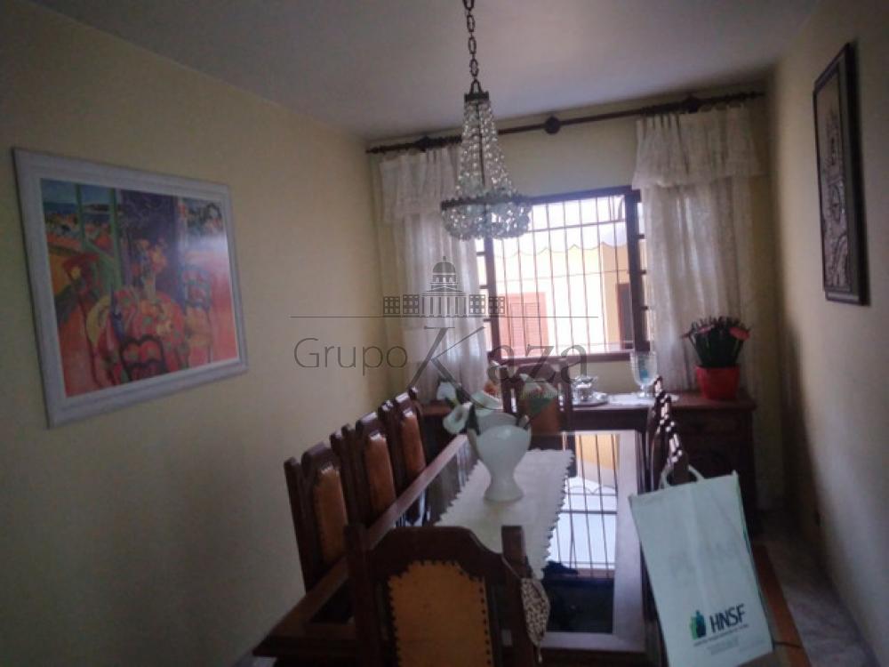 Foto 2 de Casa Padrão em Vila Indústrial, São José dos Campos - imagem 2