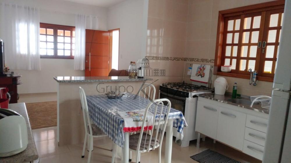 Foto 4 de Casa Padrão em Residencial Altos do Bosque, São José dos Campos - imagem 4