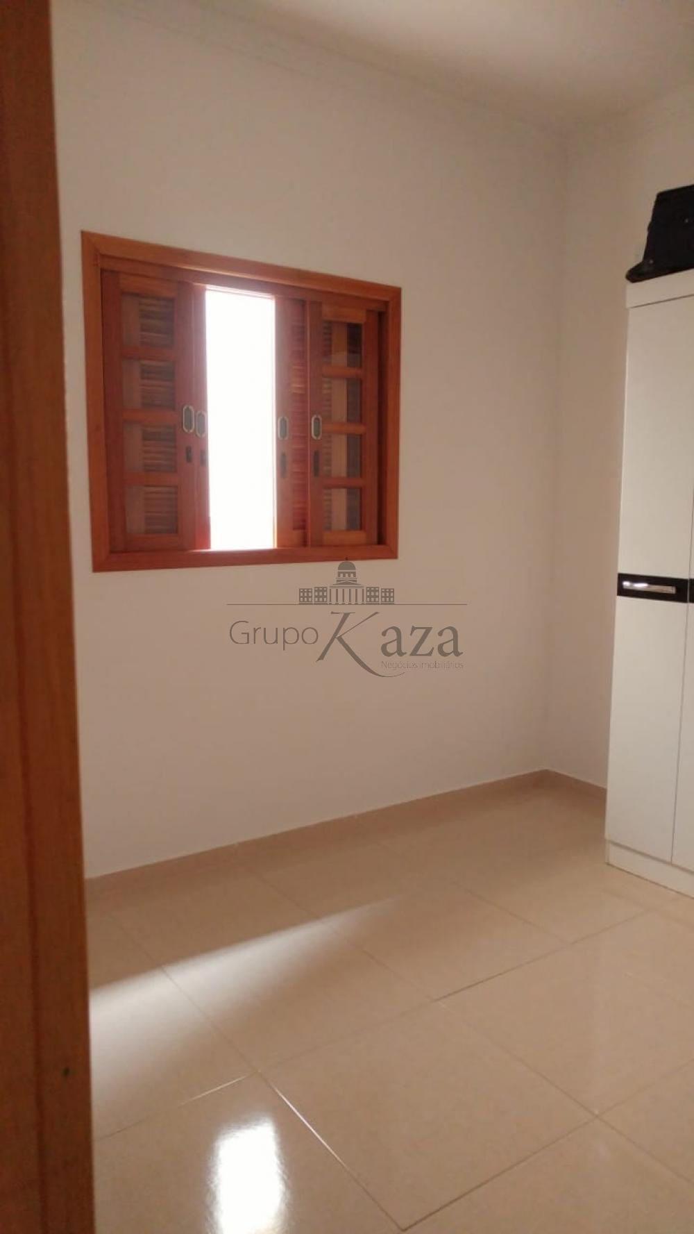 Foto 12 de Casa Padrão em Residencial Altos do Bosque, São José dos Campos - imagem 12