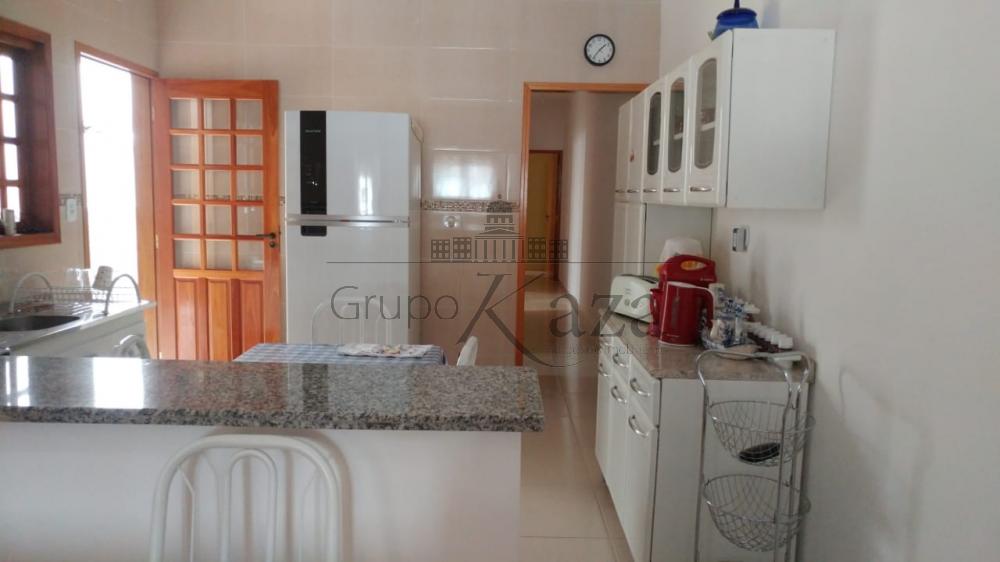 Foto 5 de Casa Padrão em Residencial Altos do Bosque, São José dos Campos - imagem 5