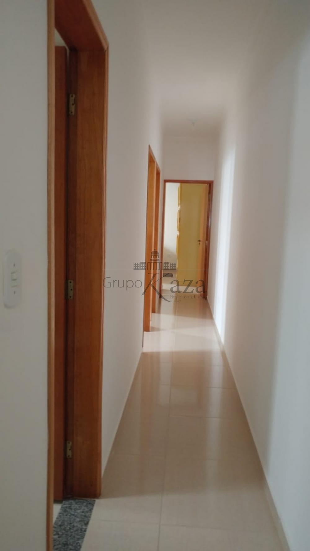 Foto 8 de Casa Padrão em Residencial Altos do Bosque, São José dos Campos - imagem 8